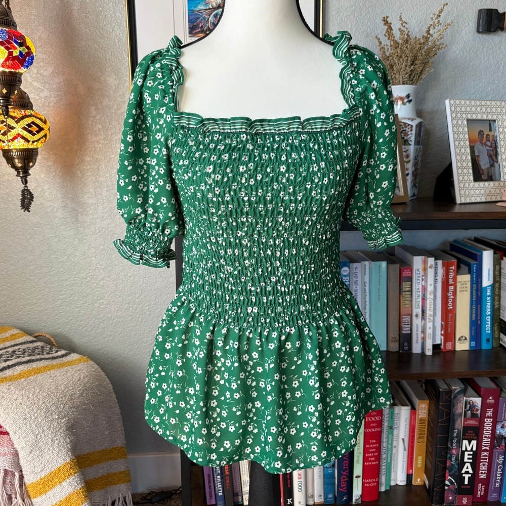 Max Studio Floral Blouse S Smocked Puff Sleeve Romantic Cottagecore Top
